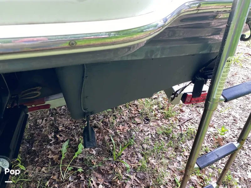 Slide: The Image of 2015 Chaparral H20 21 Sport for sale in Cranford, NJ - 20