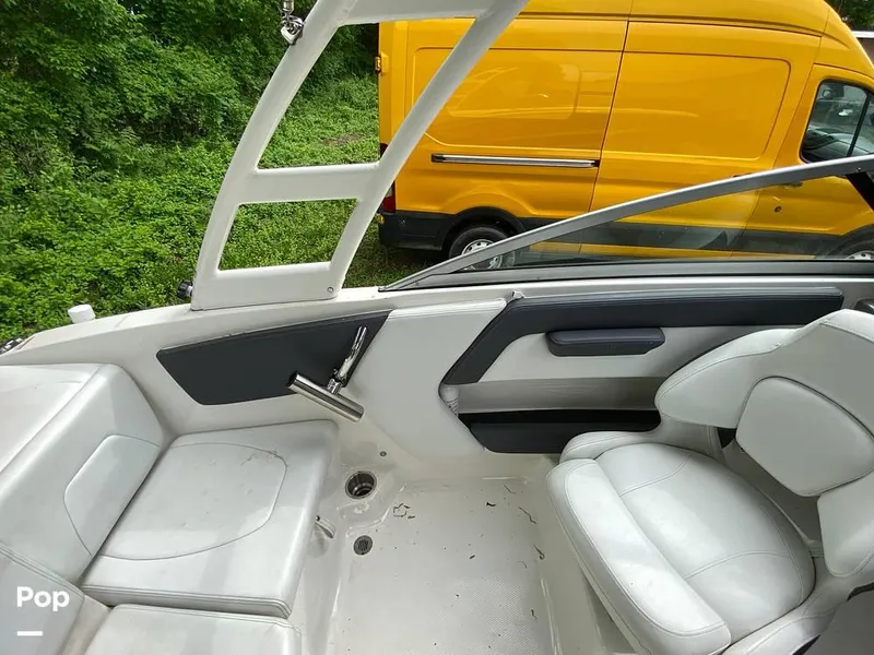 Slide: The Image of 2015 Chaparral H20 21 Sport for sale in Cranford, NJ - 21