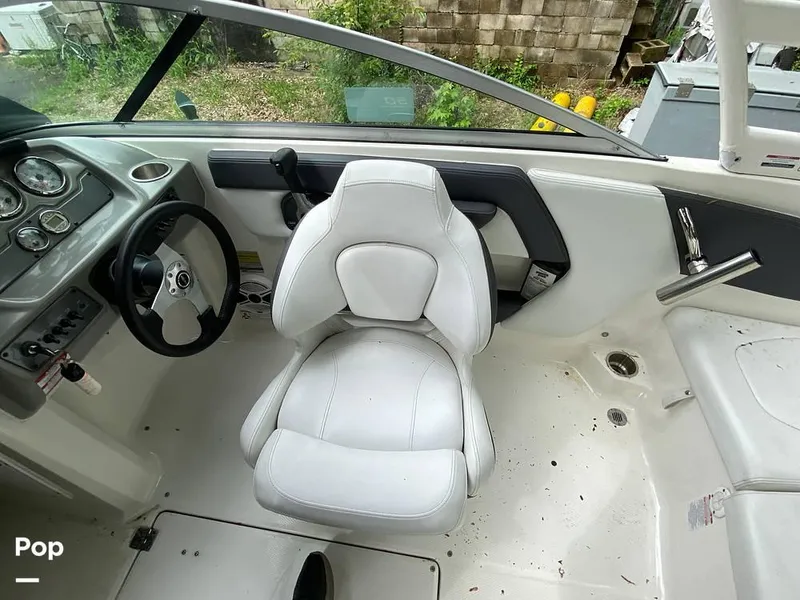 Slide: The Image of 2015 Chaparral H20 21 Sport for sale in Cranford, NJ - 24