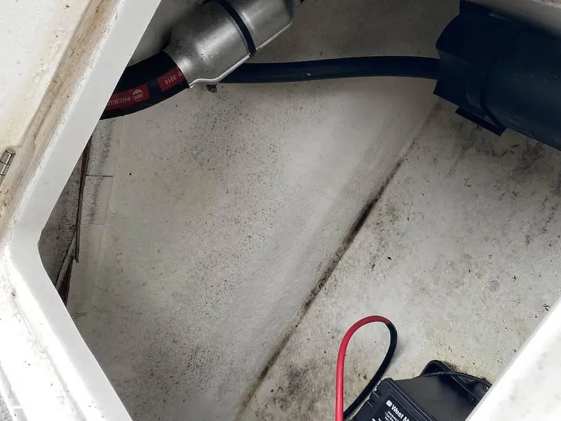 Slide: The Image of 2015 Chaparral H20 21 Sport for sale in Cranford, NJ - 52