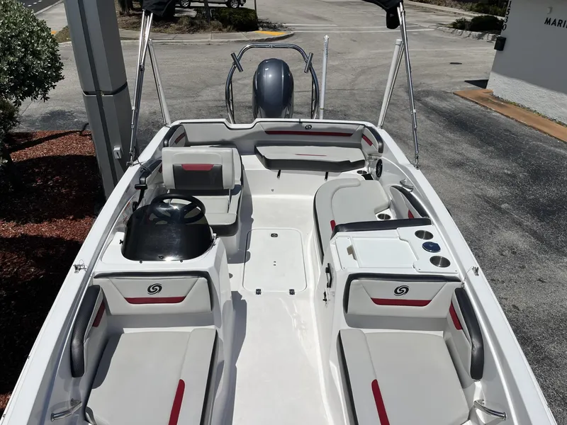 Slide: The Image of Hurricane 205 Sundeck Sport OB 2023 - 14