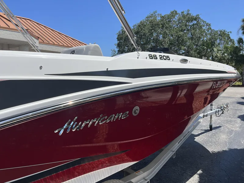 Slide: The Image of Hurricane 205 Sundeck Sport OB 2023 - 9
