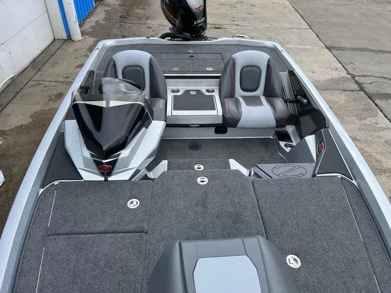 Slide: The Image of 2024 Ranger Z518 Garmin Ranger Cup Equipped boat interior with dual seats and sleek design. - 11