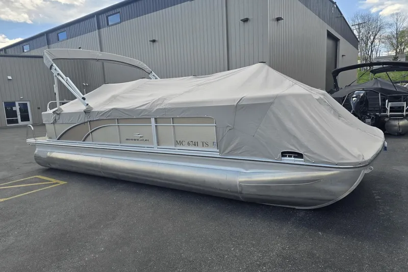 Slide: The Image of Bennington 22 SCWX 2015 - 11