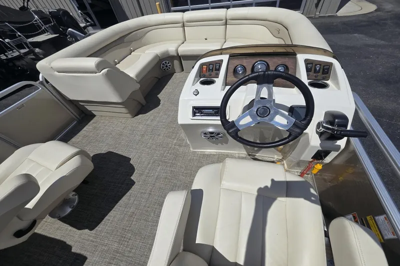 Slide: The Image of Bennington 22 SCWX 2015 - 19