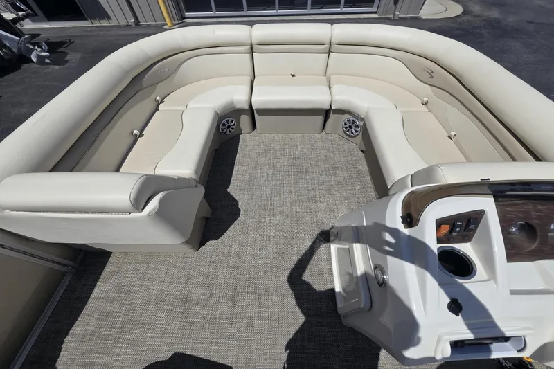 Slide: The Image of Bennington 22 SCWX 2015 - 20