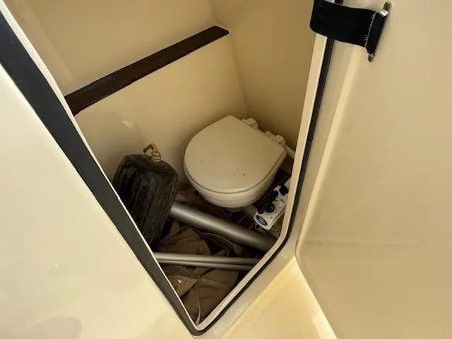 Slide: The Image of Scout 255 Dorado 2022 - 13