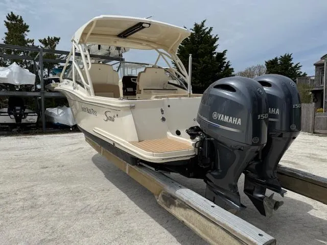 Slide: The Image of Scout 255 Dorado 2022 - 3