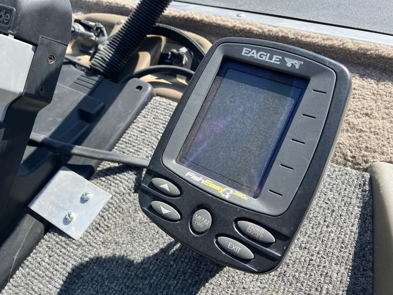 Slide: The Image of Eagle Fish Finder on 2007 Tracker Pro Crappie 175 boat dashboard. - 16