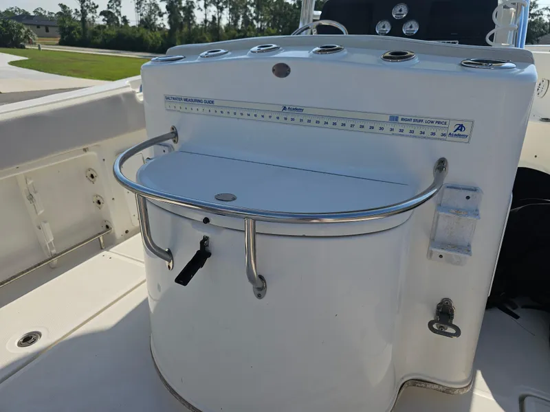 Slide: The Image of Triton 301 CC 2010 - 51