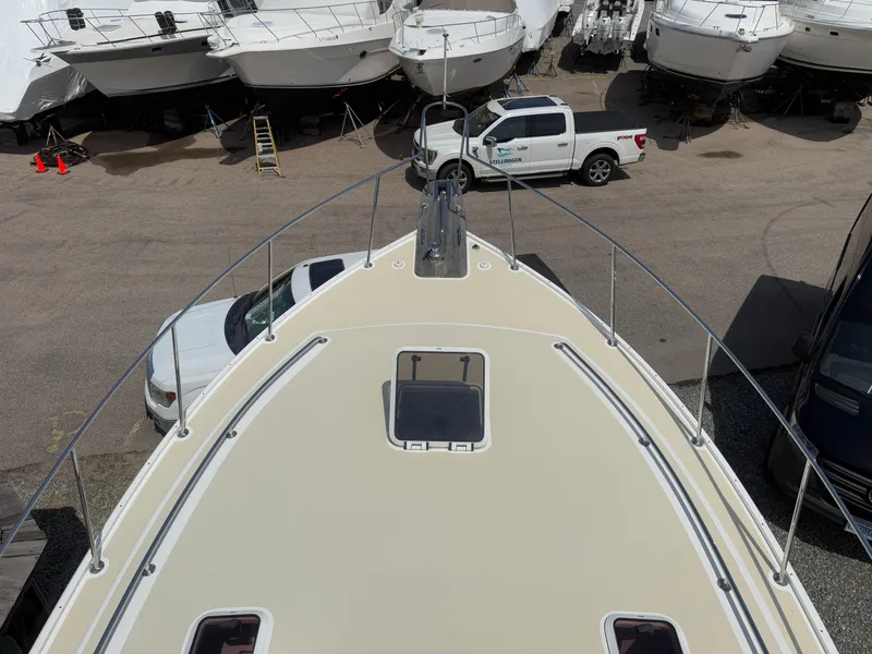 Slide: The Image of Duffy 37 Downeast 2005 - 23