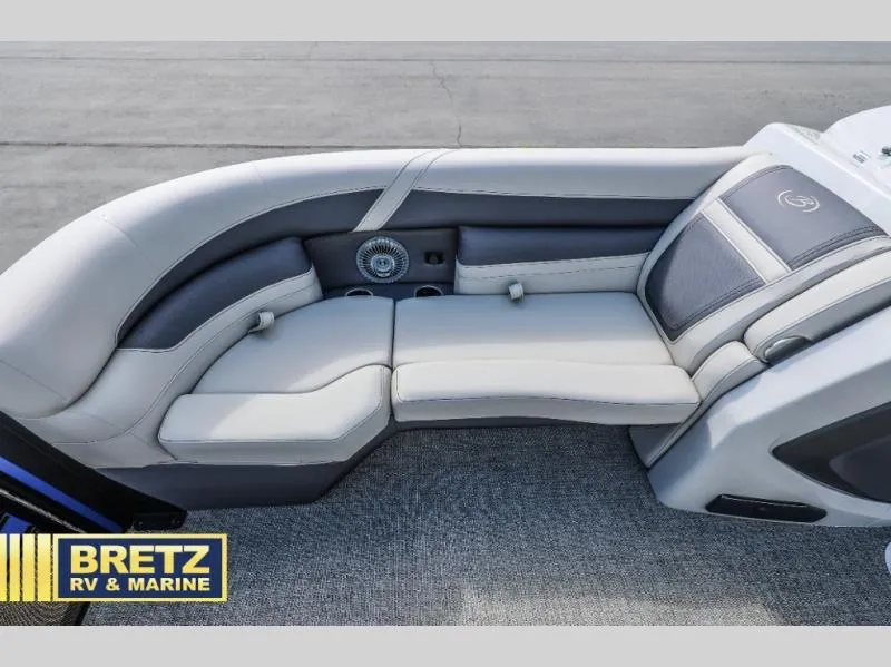 Slide: The Image of Cabrio C22UC 2025 - 10