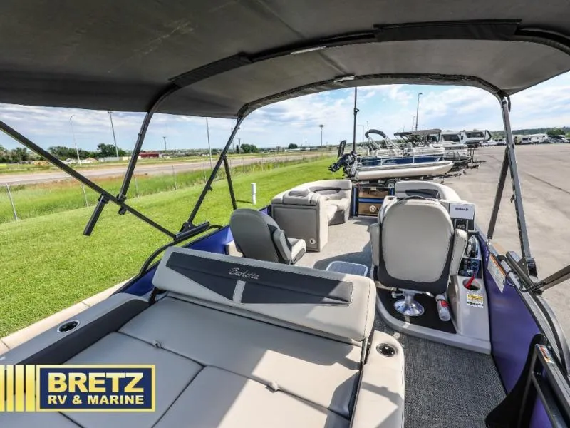 Slide: The Image of Cabrio C22UC 2025 - 16