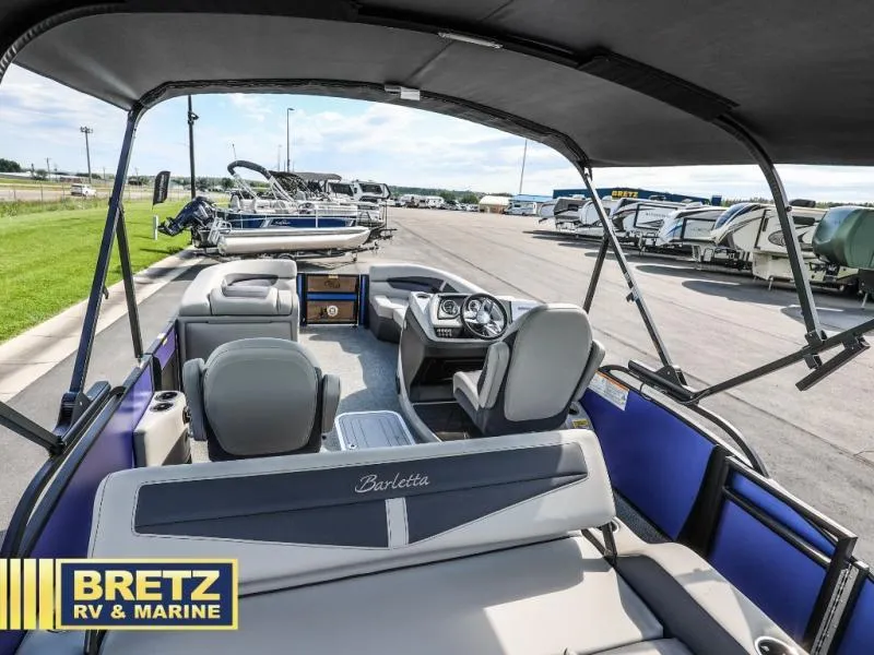 Slide: The Image of Cabrio C22UC 2025 - 18