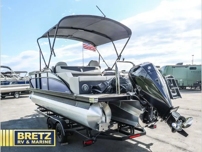 Slide: The Image of Cabrio C22UC 2025 - 7