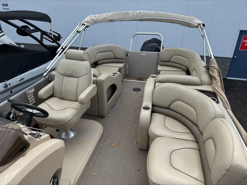 Slide: The Image of Sylvan MANDALAY 8525 LZ RE 2013 - 7