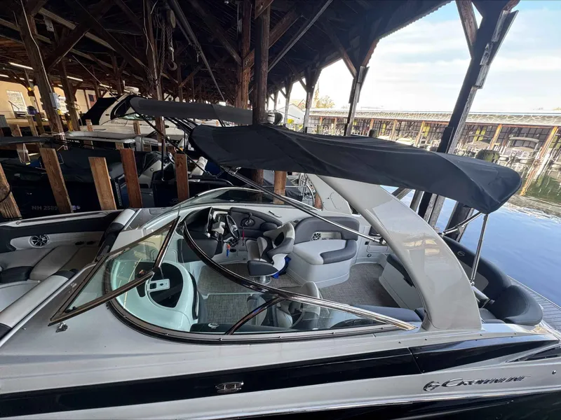 Slide: The Image of Crownline Boats 270 2020 - 14