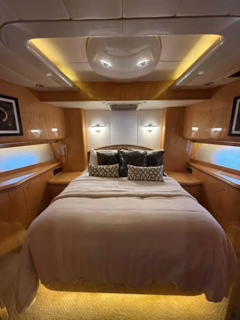 Slide: The Image of Horizon E 65 2000 - 58