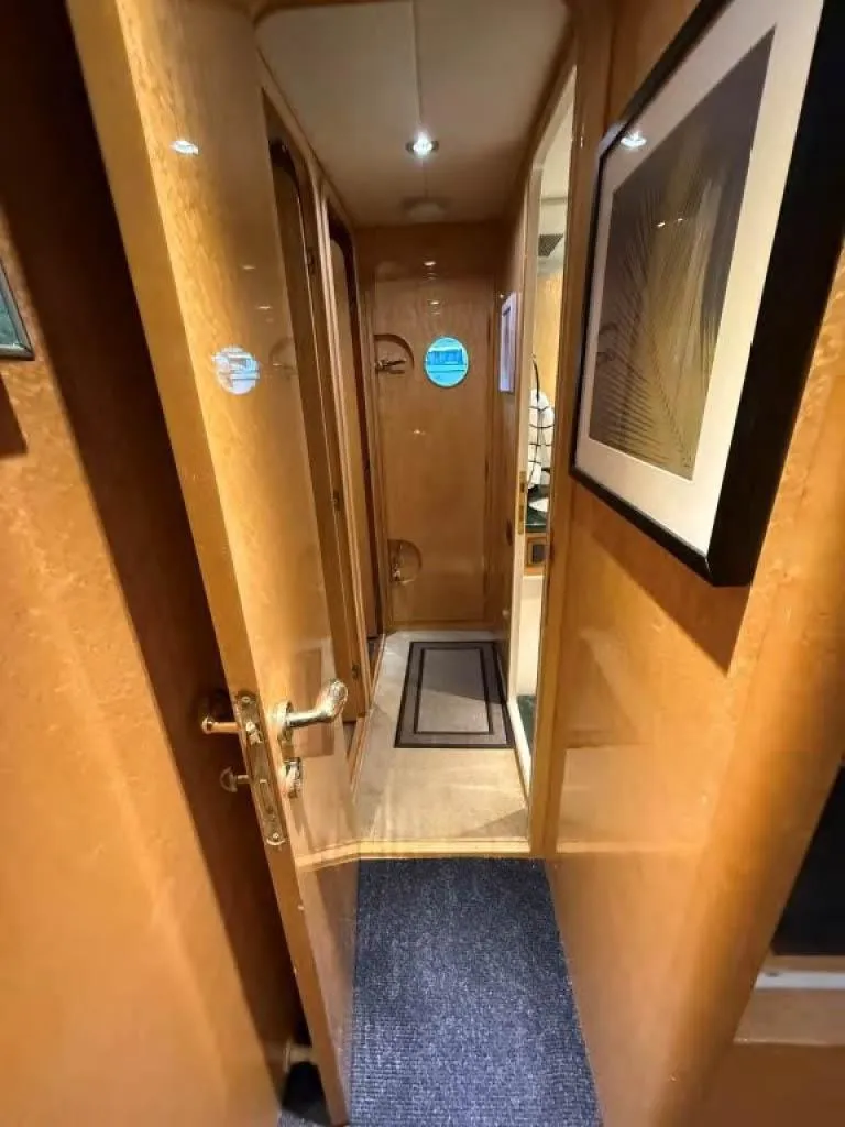 Slide: The Image of Horizon E 65 2000 - 85