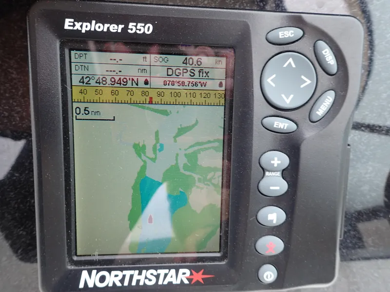 Slide: The Image of Northstar Explorer 550 GPS display on 2010 Sea Ray 300 SLX boat. - 20