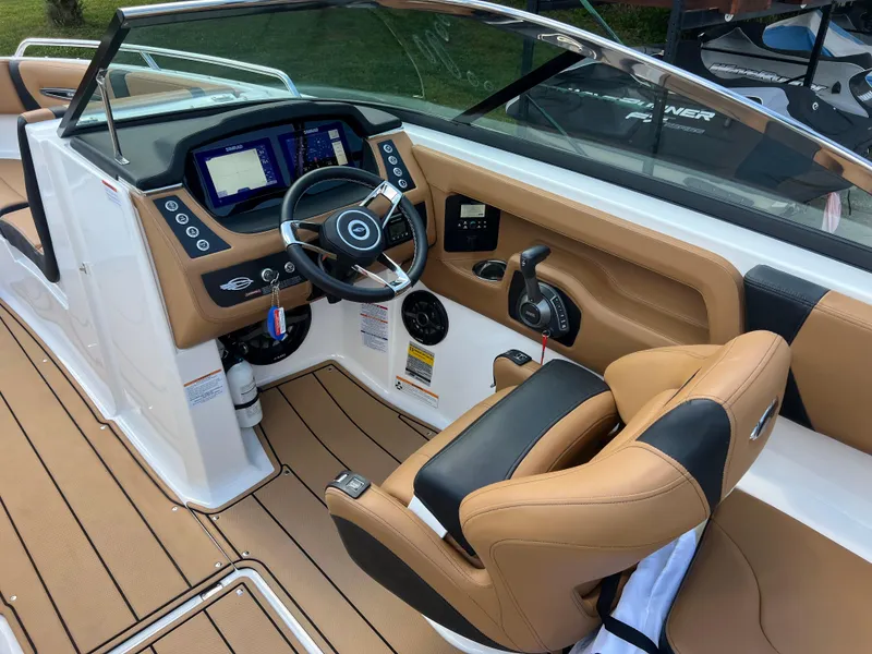 Slide: The Image of Chaparral 247 SSX 2023 - 11