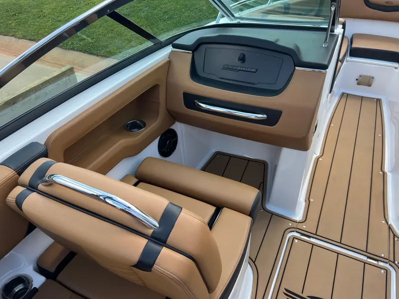 Slide: The Image of Chaparral 247 SSX 2023 - 15