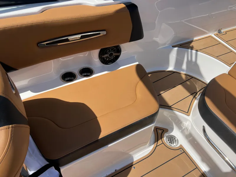 Slide: The Image of Chaparral 247 SSX 2023 - 9