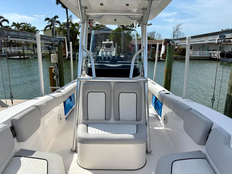 Slide: The Image of Sea Fox 248 Commander 2020 - 34