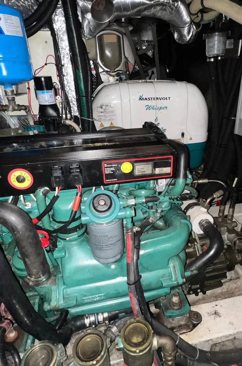 Slide: The Image of Hallberg-Rassy 48 2006 - 51