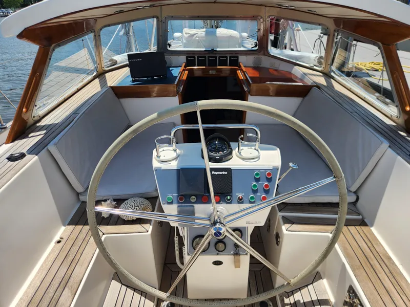 Slide: The Image of Hallberg-Rassy 48 2006 - 52