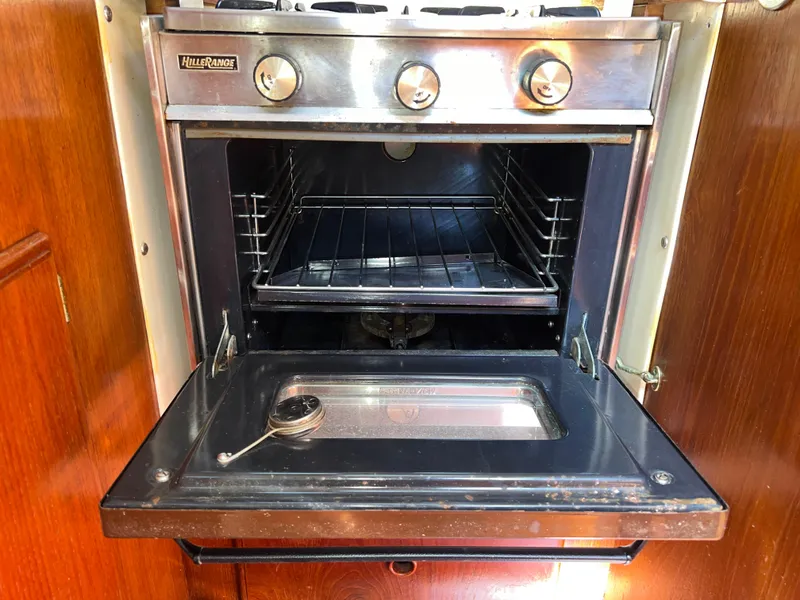 Slide: The Image of Pearson 424 1979 - 16