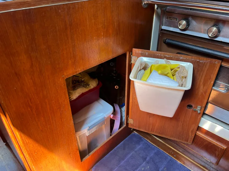 Slide: The Image of Pearson 424 1979 - 22