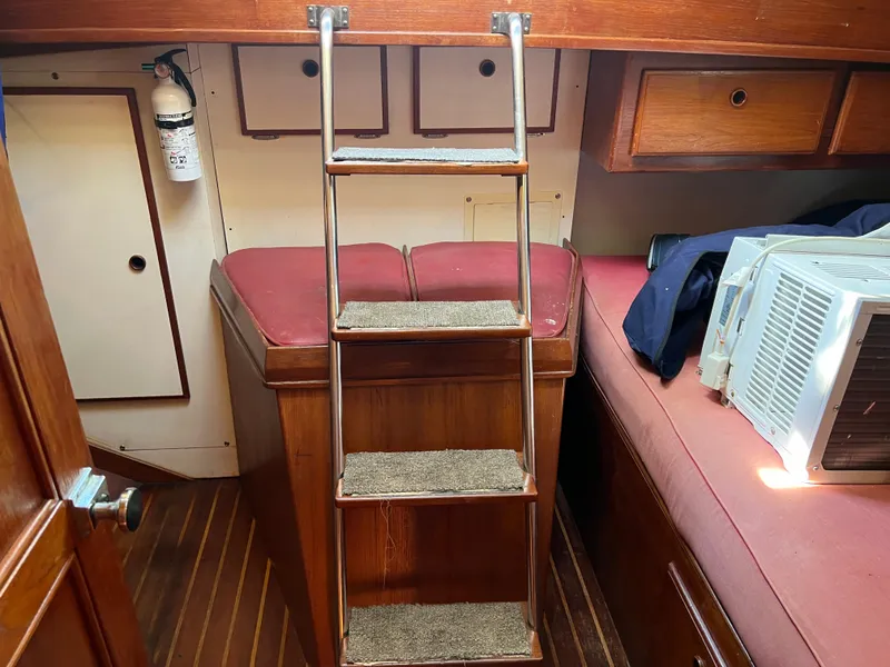 Slide: The Image of Pearson 424 1979 - 35