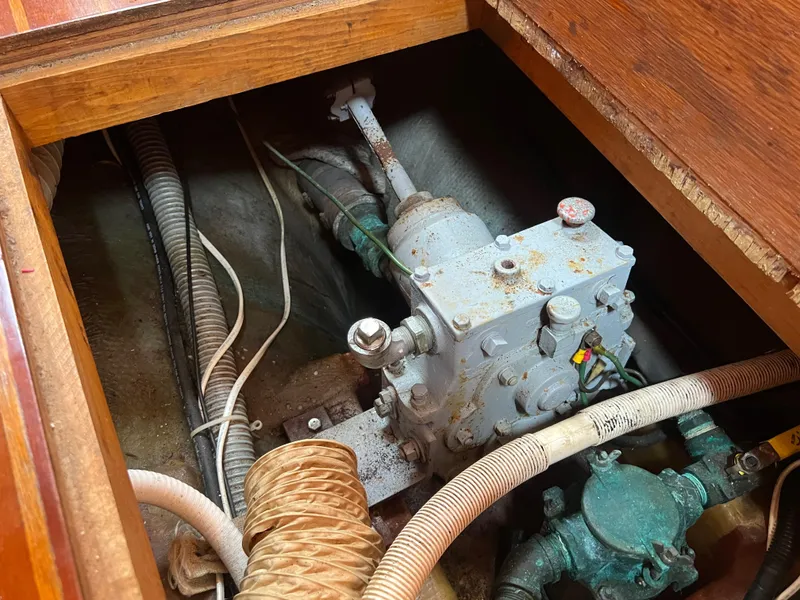 Slide: The Image of Pearson 424 1979 - 66