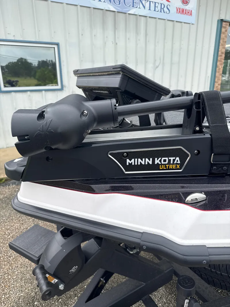 Slide: The Image of 2025 Vexus VXS20 boat with Minn Kota Ultrex trolling motor. - 20