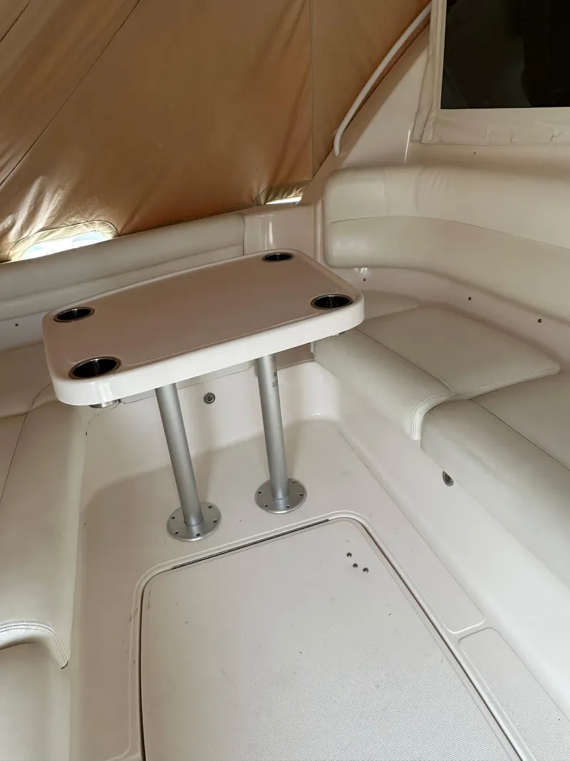 Slide: The Image of Tiara 4300 Sovran 2006 - 12