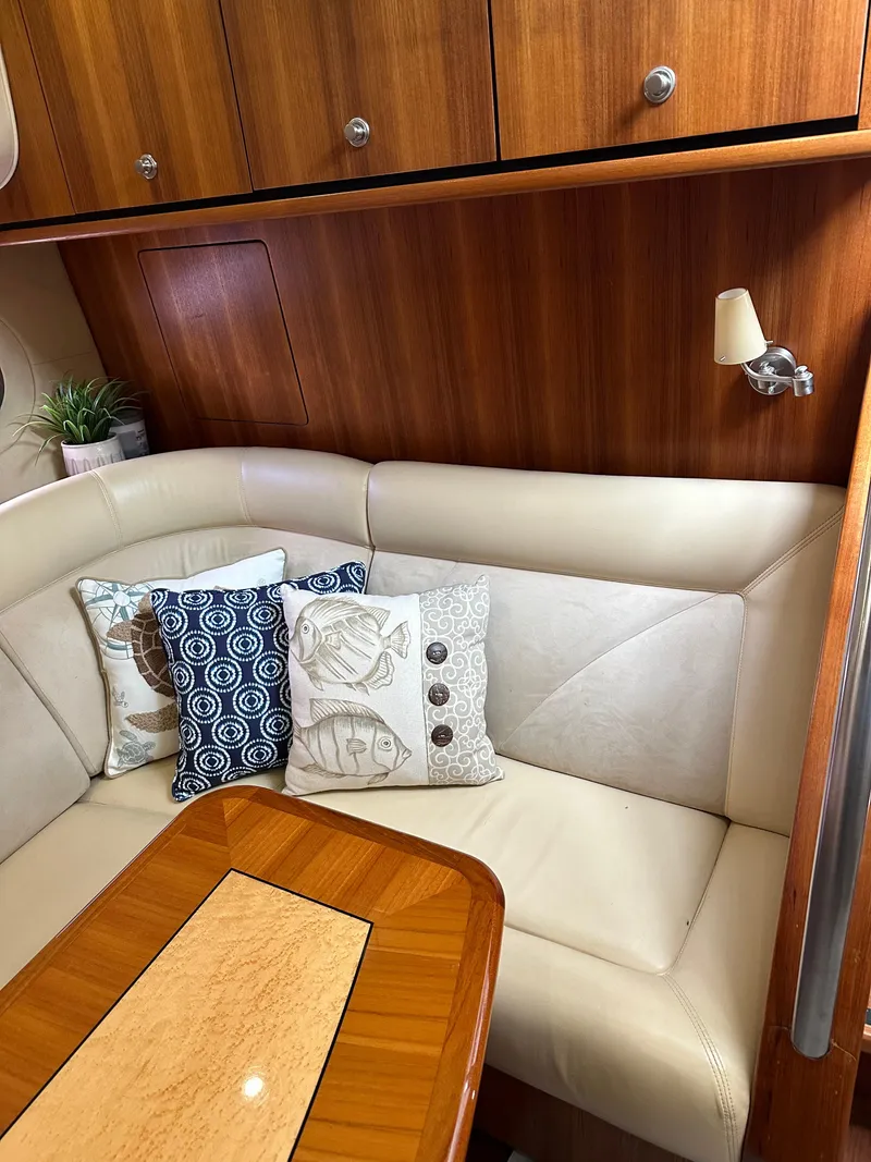 Slide: The Image of Tiara 4300 Sovran 2006 - 35