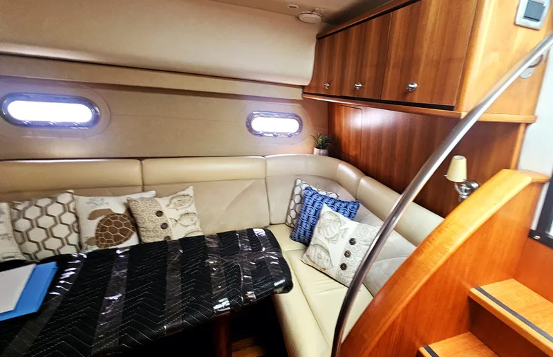 Slide: The Image of Tiara 4300 Sovran 2006 - 36