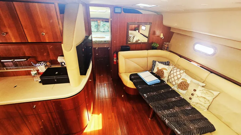 Slide: The Image of Tiara 4300 Sovran 2006 - 47