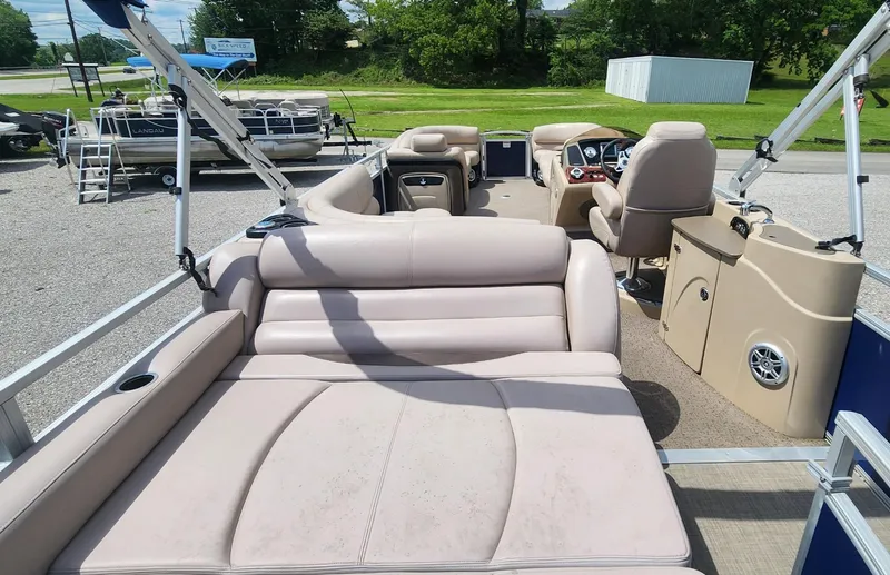 Slide: The Image of 2014 Sun Tracker Regency Edition 254 XP3 pontoon boat with spacious seating and modern interior. - 9
