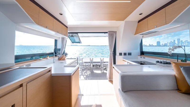 Slide: The Image of Pardo E60 2024 - 80