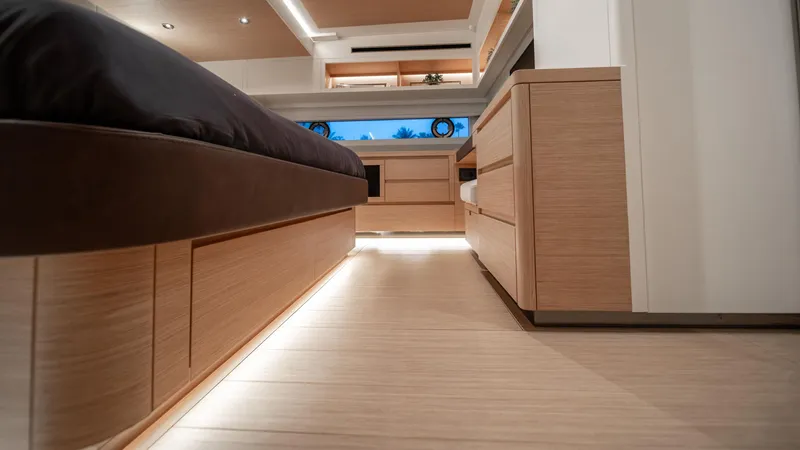 Slide: The Image of Pardo E60 2024 - 95