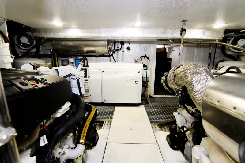 Slide: The Image of Galeon 550 Fly 2020 - 56