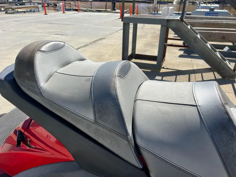 Slide: The Image of Yamaha FX Cruiser SVHO 2015 - 10