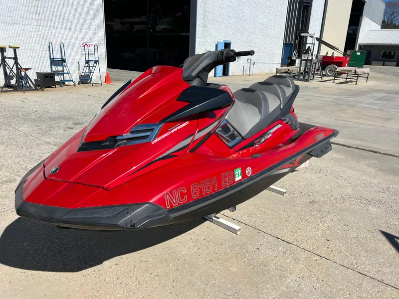 Slide: The Image of Yamaha FX Cruiser SVHO 2015 - 11