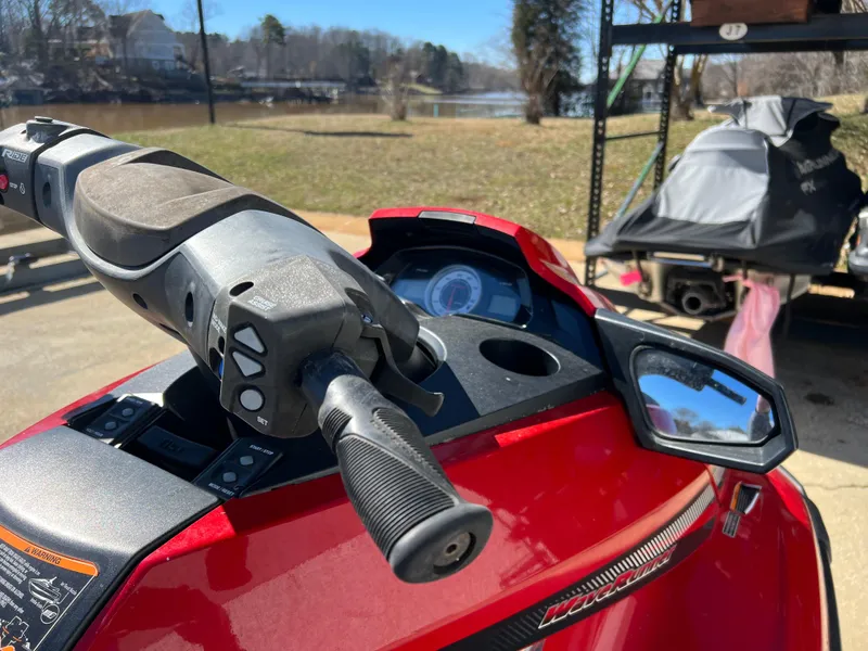 Slide: The Image of Yamaha FX Cruiser SVHO 2015 - 2