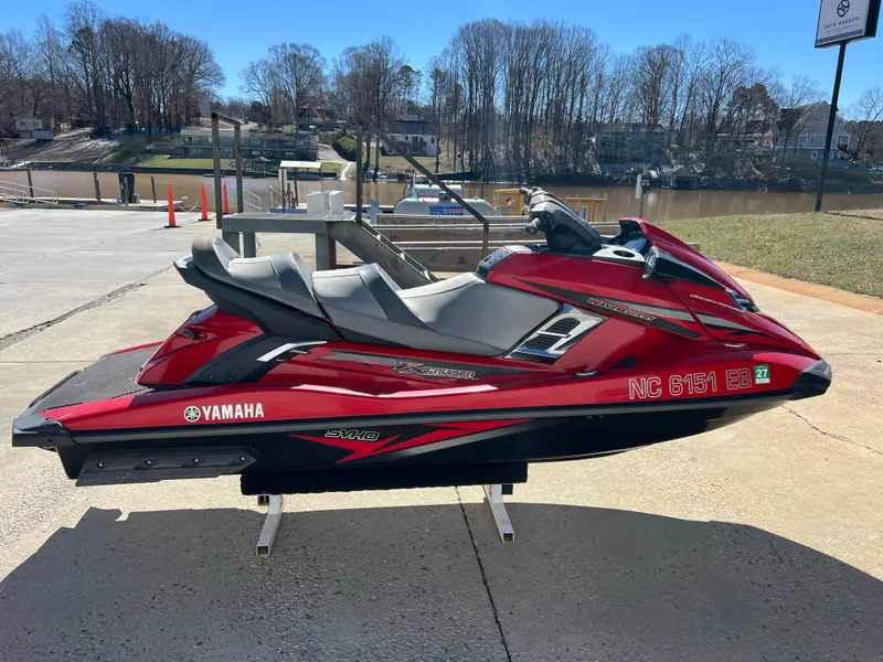 Slide: The Image of Yamaha FX Cruiser SVHO 2015 - 4