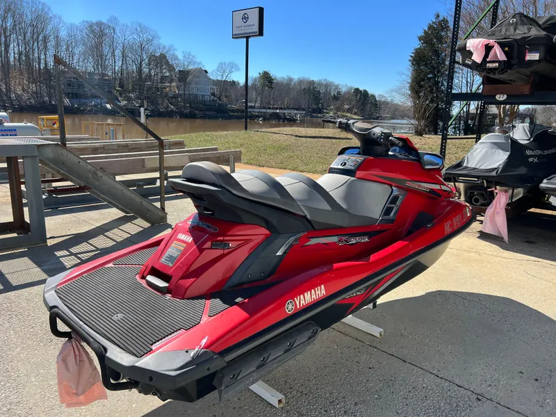 Slide: The Image of Yamaha FX Cruiser SVHO 2015 - 8