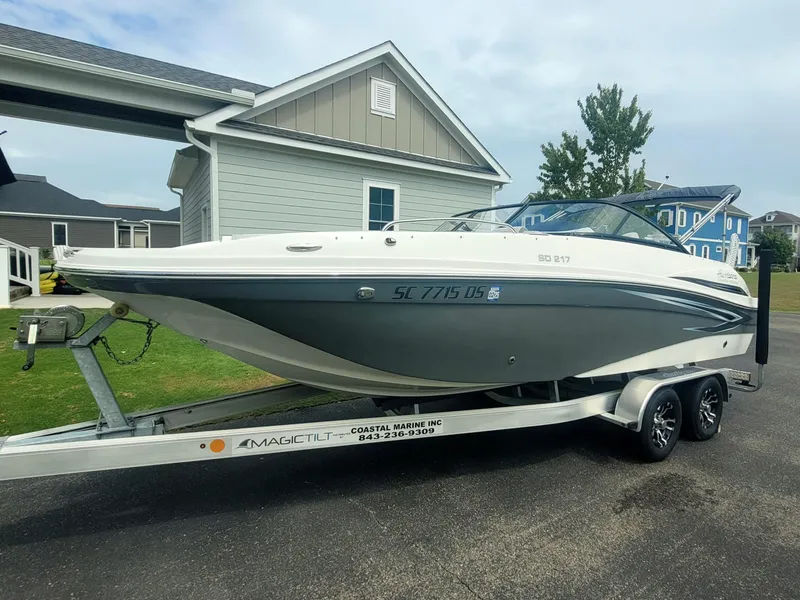 Slide: The Image of Hurricane SunDeck 217 OB 2022 - 3