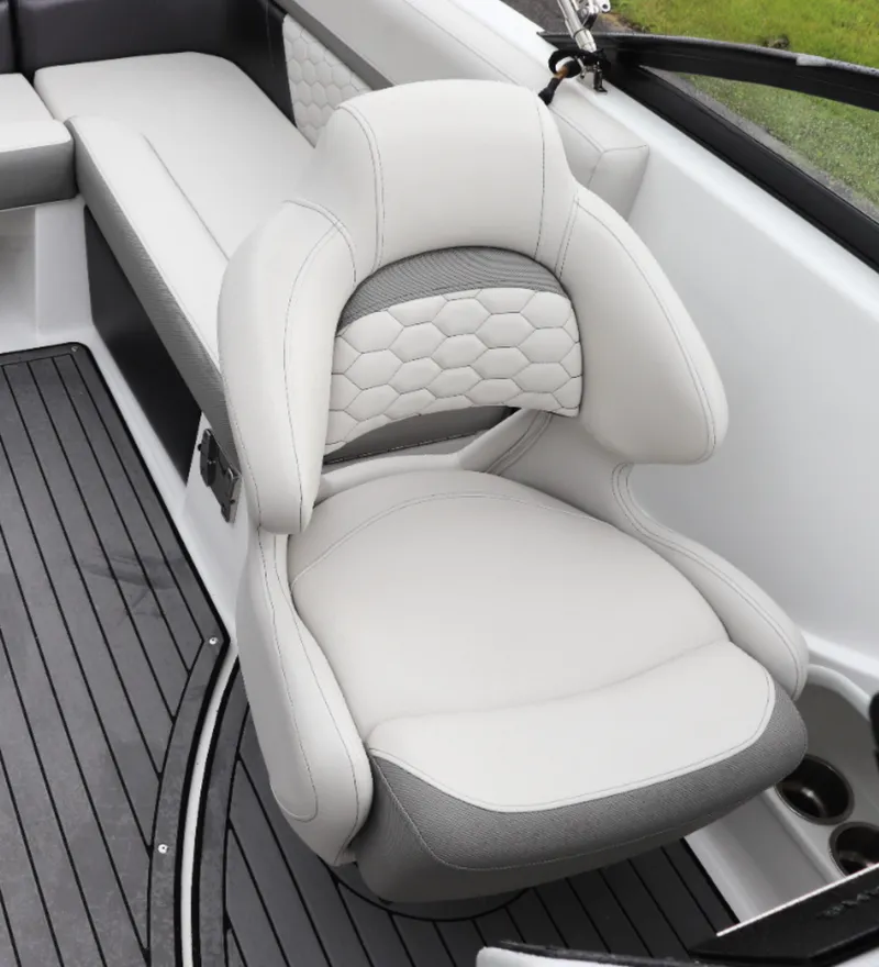 Slide: The Image of Hurricane SunDeck 217 OB 2022 - 36